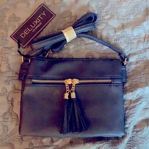 Deluxity small navy shoulder bag